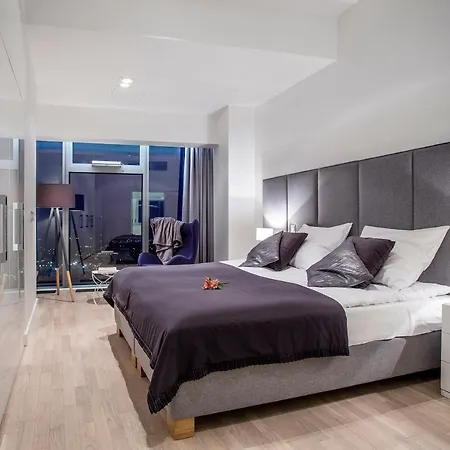 30th+ Floor In Sky Tower Appartement Wrocław