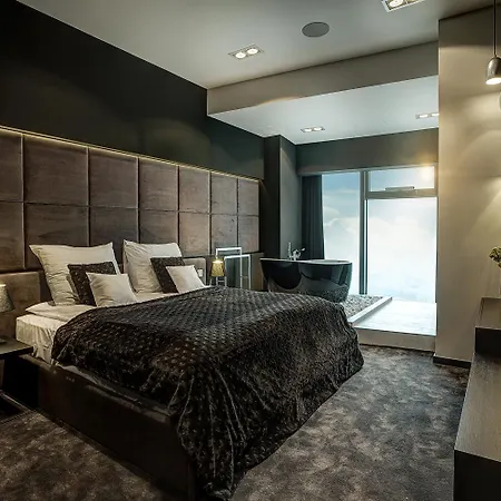 Апартаменти 30th+ Floor In Sky Tower *