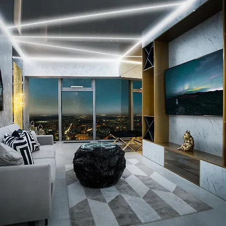 30th+ Floor In Sky Tower * Вроцлав