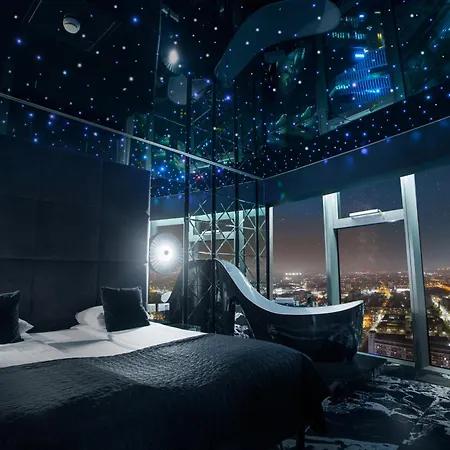 30th+ Floor In Sky Tower * Wrocław