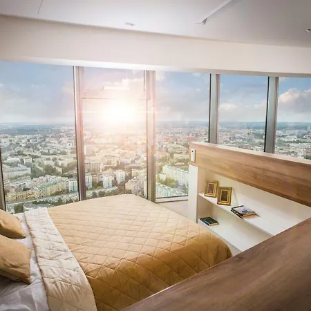 30th+ Floor In Sky Tower Вроцлав