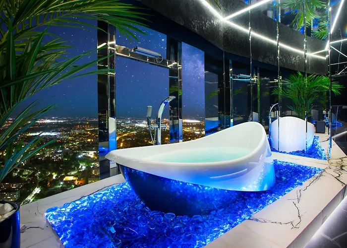 30th+ Floor In Sky Tower *