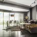 30th+ Floor In Sky Tower Apartmán