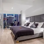 30th+ Floor In Sky Tower Apartmán Vratislav