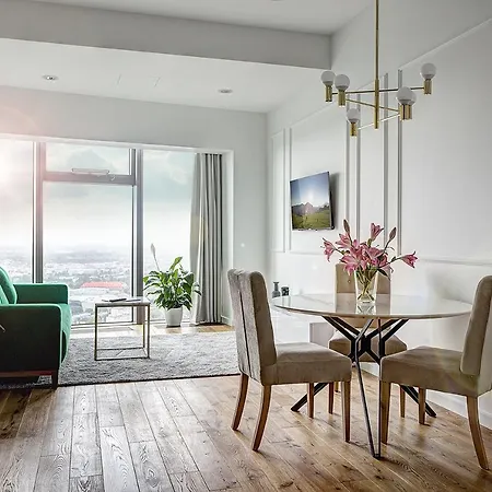30th+ Floor In Sky Tower Apartmán Vratislav