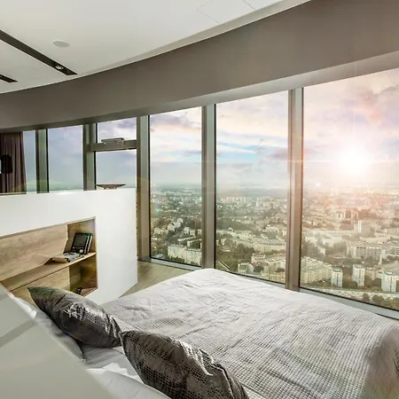 30th+ Floor In Sky Tower *