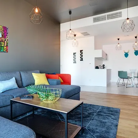 30th+ Floor In Sky Tower Apartament