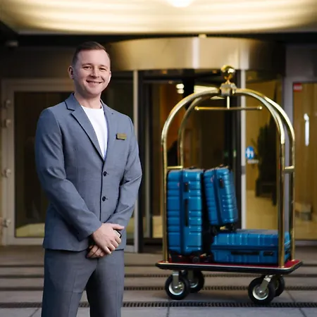 30th+ Floor In Sky Tower *