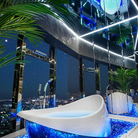 30th+ Floor In Sky Tower Vratislav