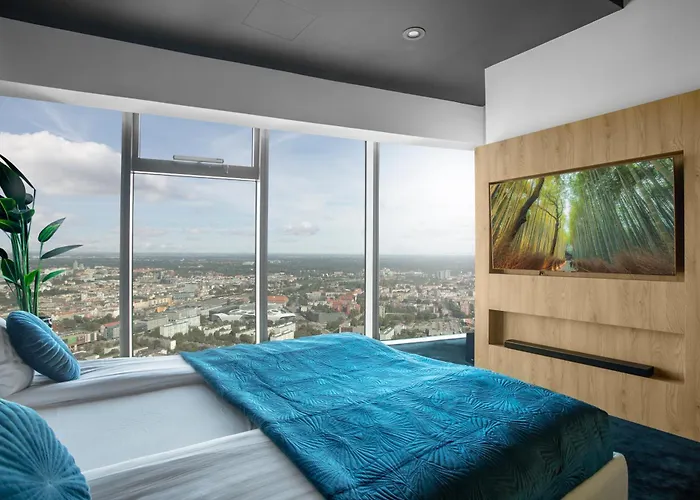 30th+ Floor In Sky Tower Apartman